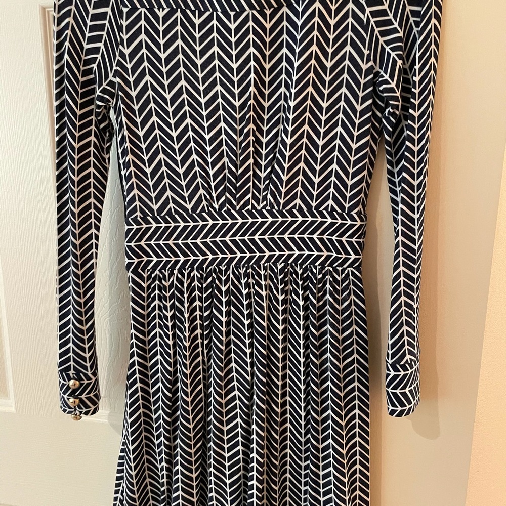 Vineyard Vines Faux Wrap Dress - Picture 2 of 7